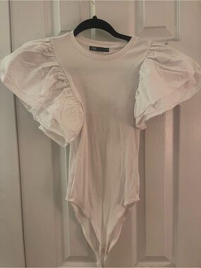 ZARA Puff-Sleeve White Bodysuit